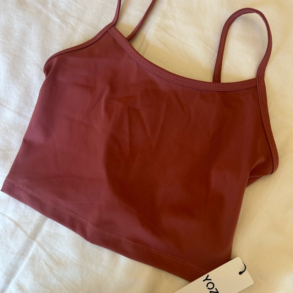 Twist Yoga Top